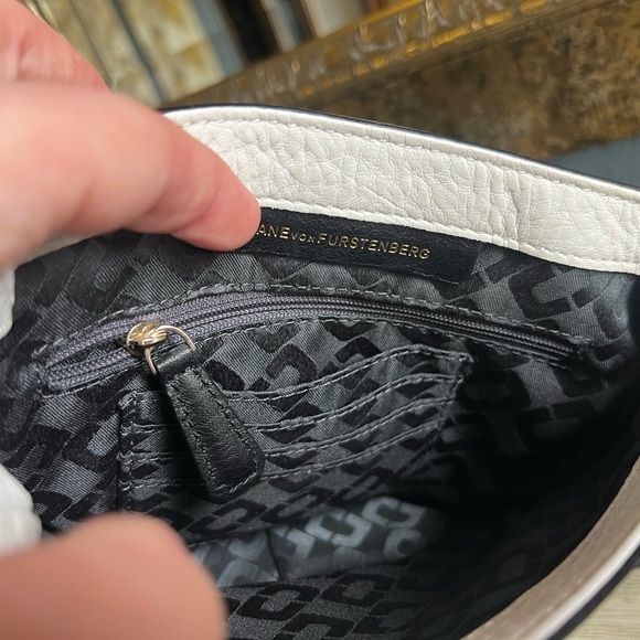 Diane Von Furstenberg White Crossbody Bag - Picture 7 of 11
